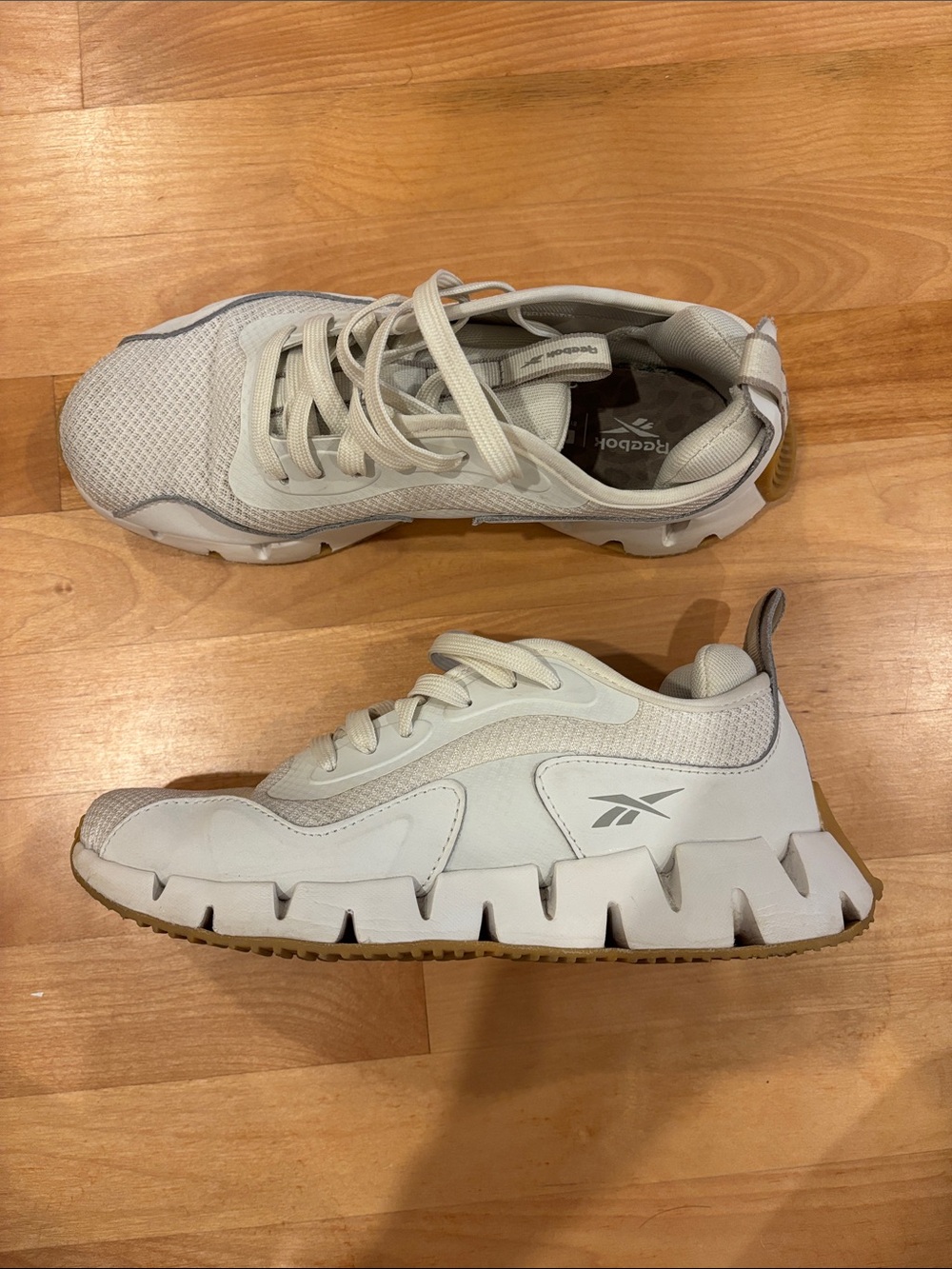 Reebok Sneakers!